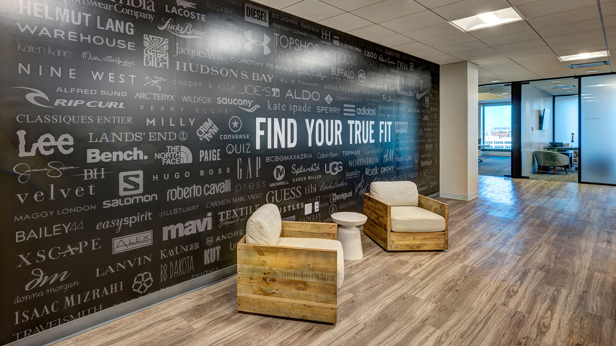 true-fit-office-04